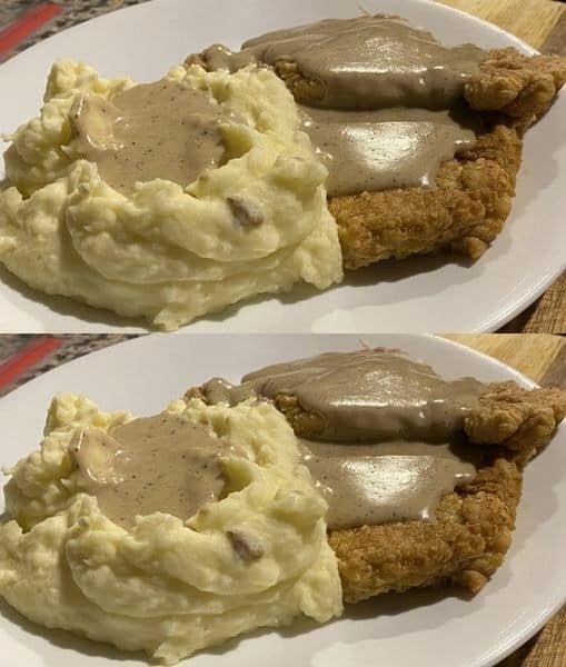 Chicken-Fried Steak with Mashed Potatoes and Gravy !!