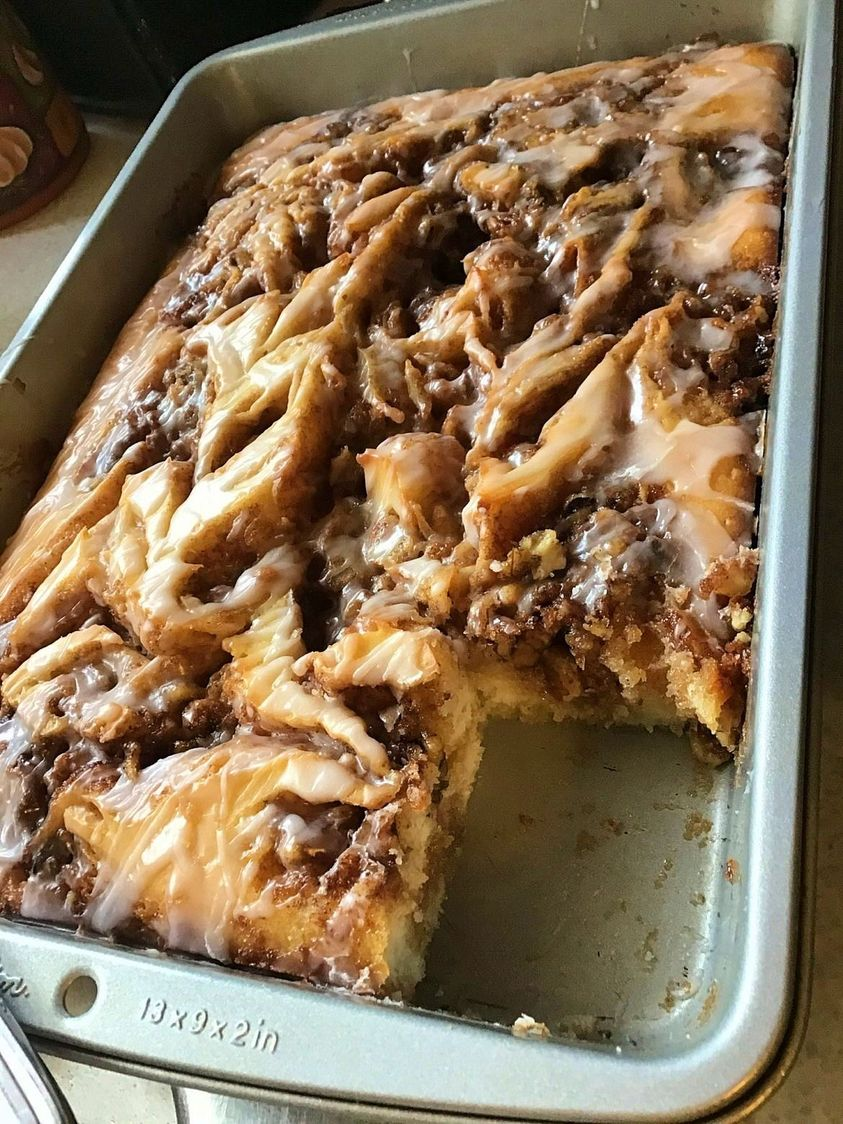 Cinnabon Cinnamon Roll Cake