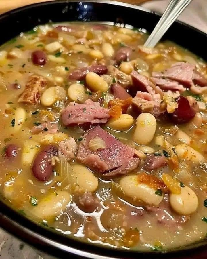 WHITE BEAN AND HAM HOCK SOUP