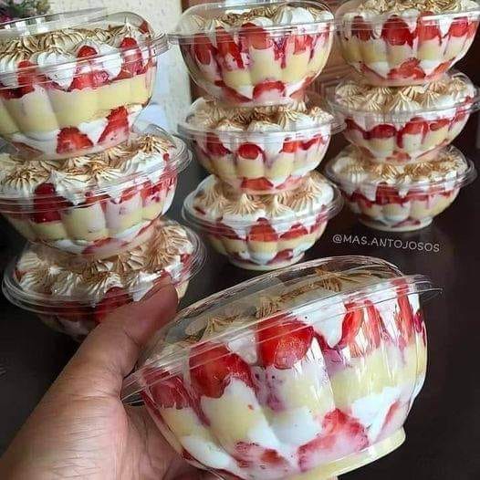 Strawberries in Cream