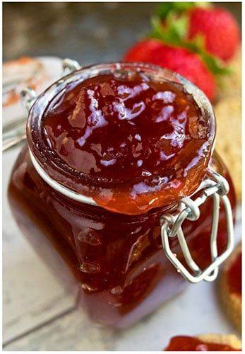 Quick and Easy Strawberry Jam