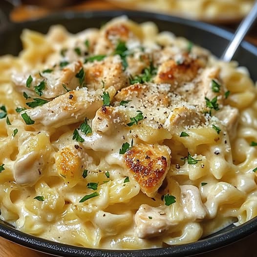 Creamy Garlic Parmesan Chicken Pasta