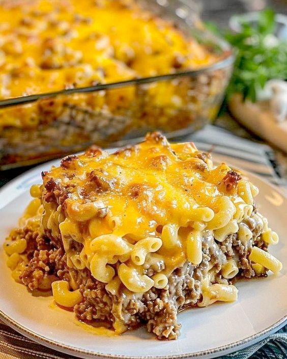 Mac and Cheese Meatloaf Casserole