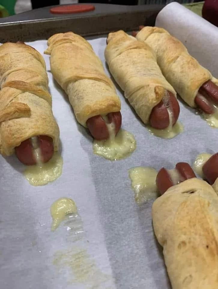 Cheesy Pigs In A Blanket Recipe