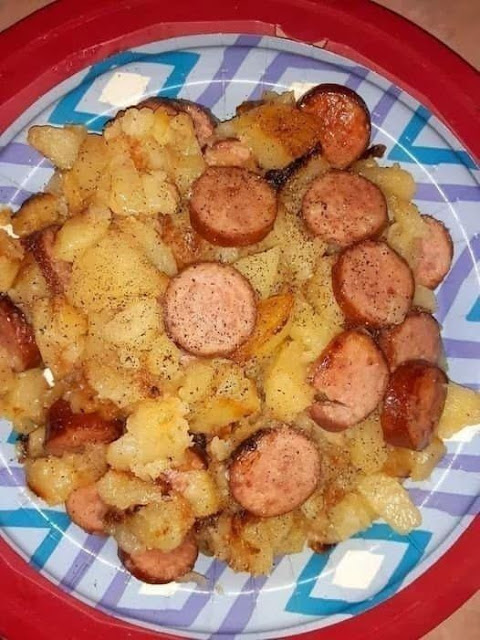 Fried Potatoes, Onions, and Smoked Polish Sausage Recipe