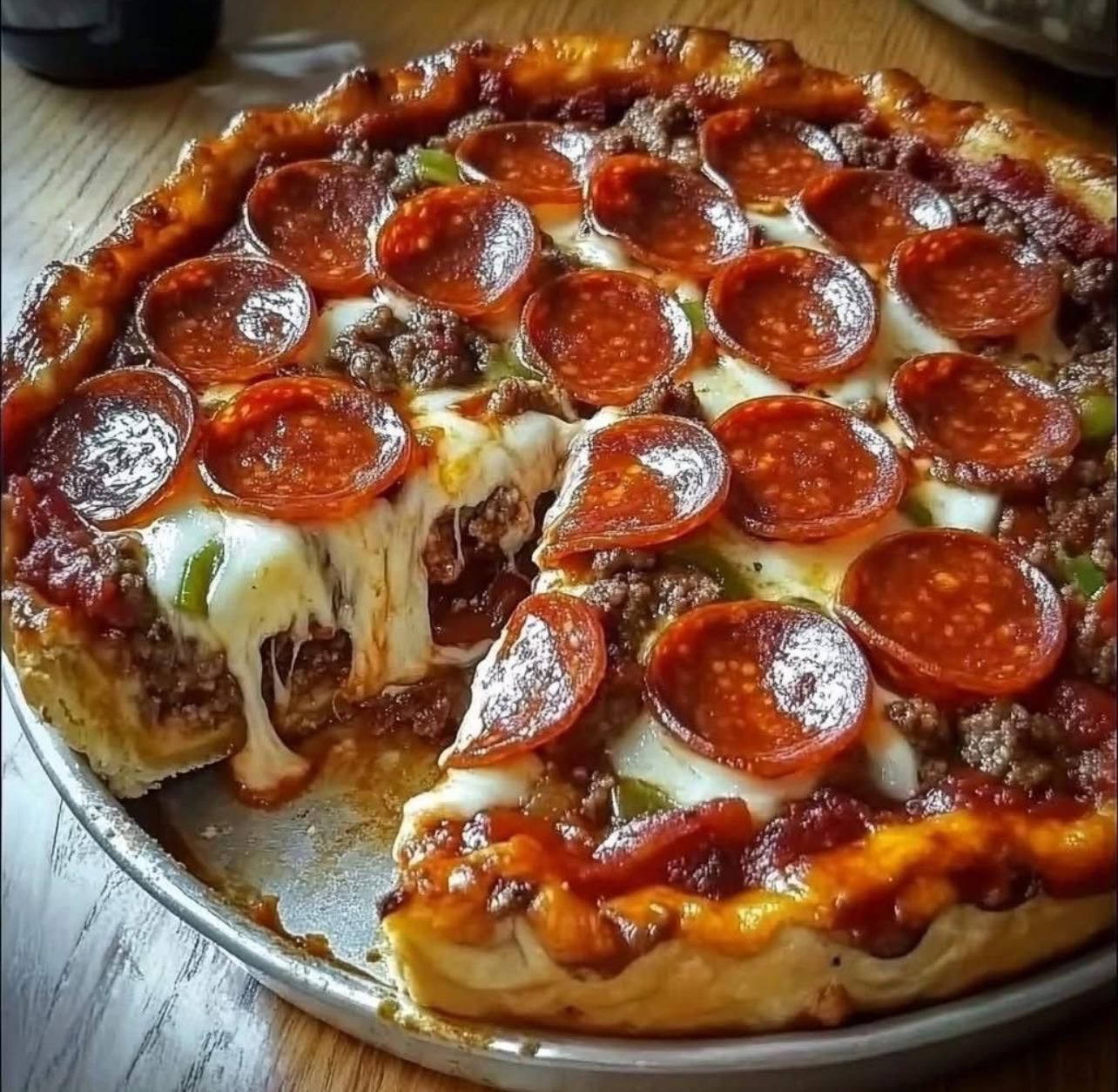 PIZZA BURGER PIE