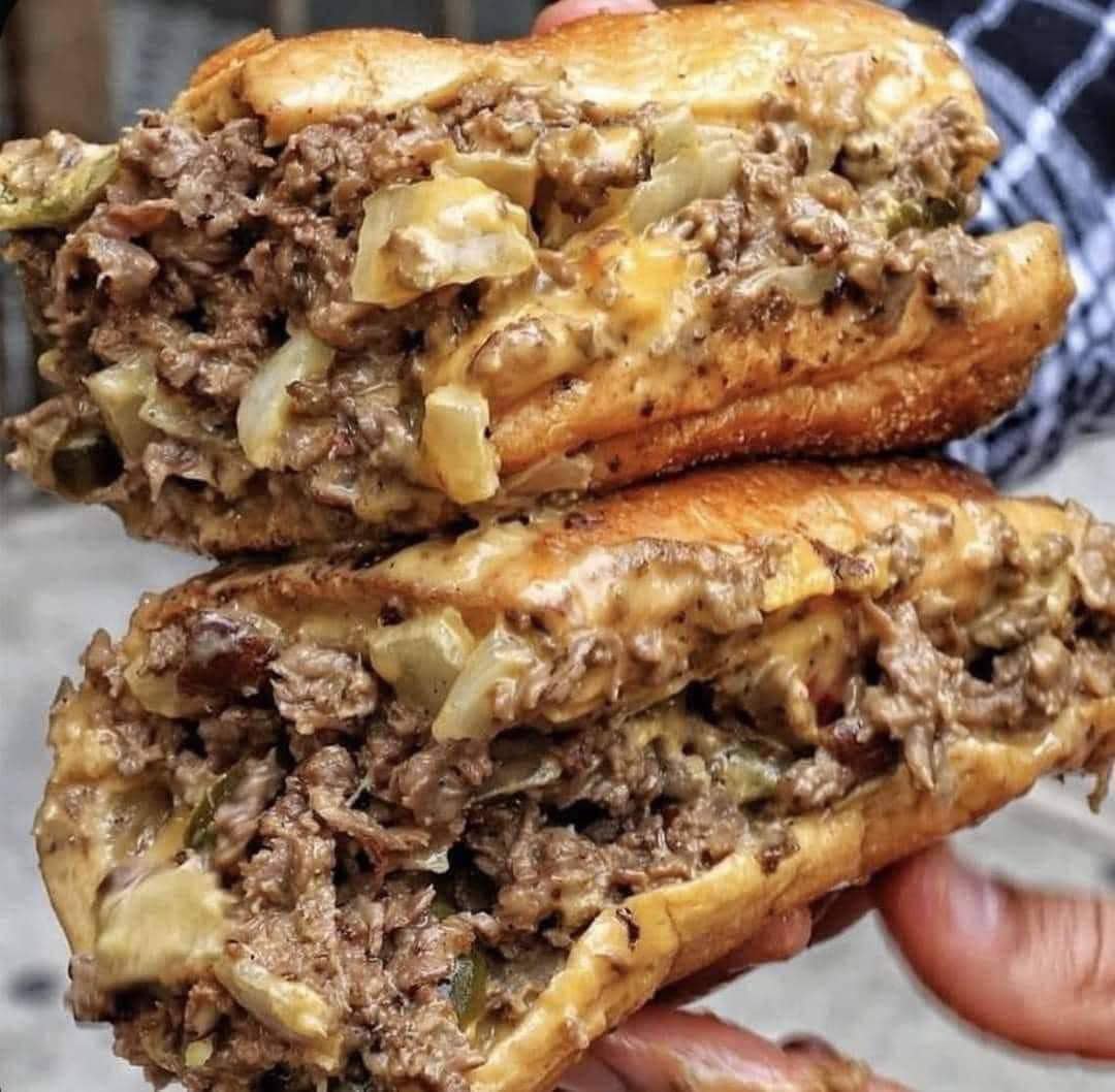 PHILLY CHEESESTEAK STROMBOLI