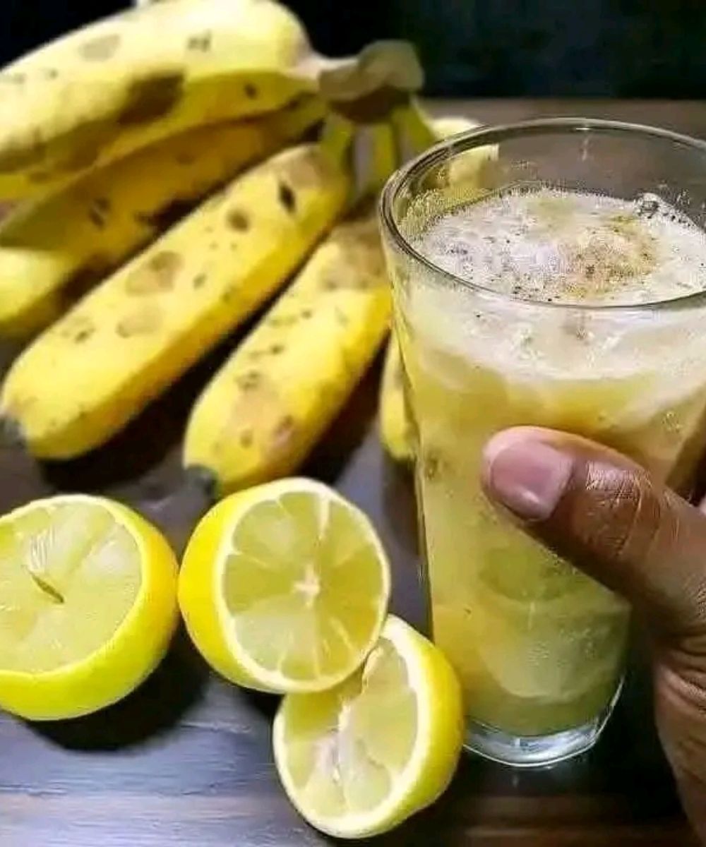 Blend Banana with Lemon: A Refreshing and Healthy Homemade Delight