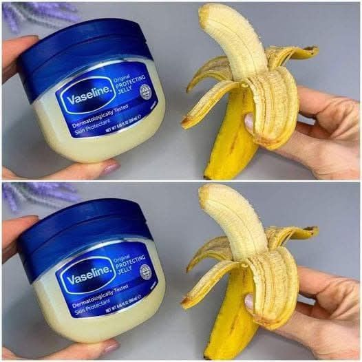 Vaseline and Banana Hydrating and Nourishing Face Mask