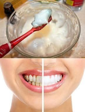 How to Naturally Whiten Your Teeth at Home in Just 3 Minutes