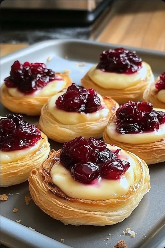 3-Ingredient Cranberry Brie Bites Recipe